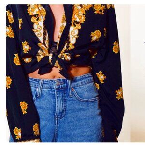 1980s authentic vintage abstract pattern button down collared polyester blouse